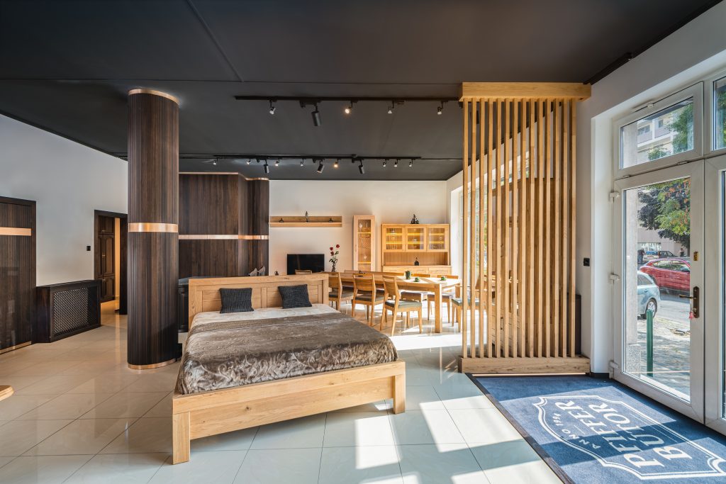 BT_20240831_showroom_054-HDR-Edit-Edit