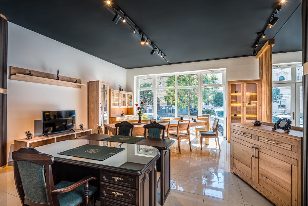 BT_20240831_showroom_166-HDR-Edit