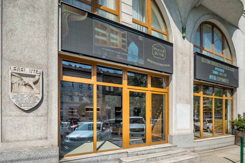 BT_20240831_showroom_339-HDR-Edit